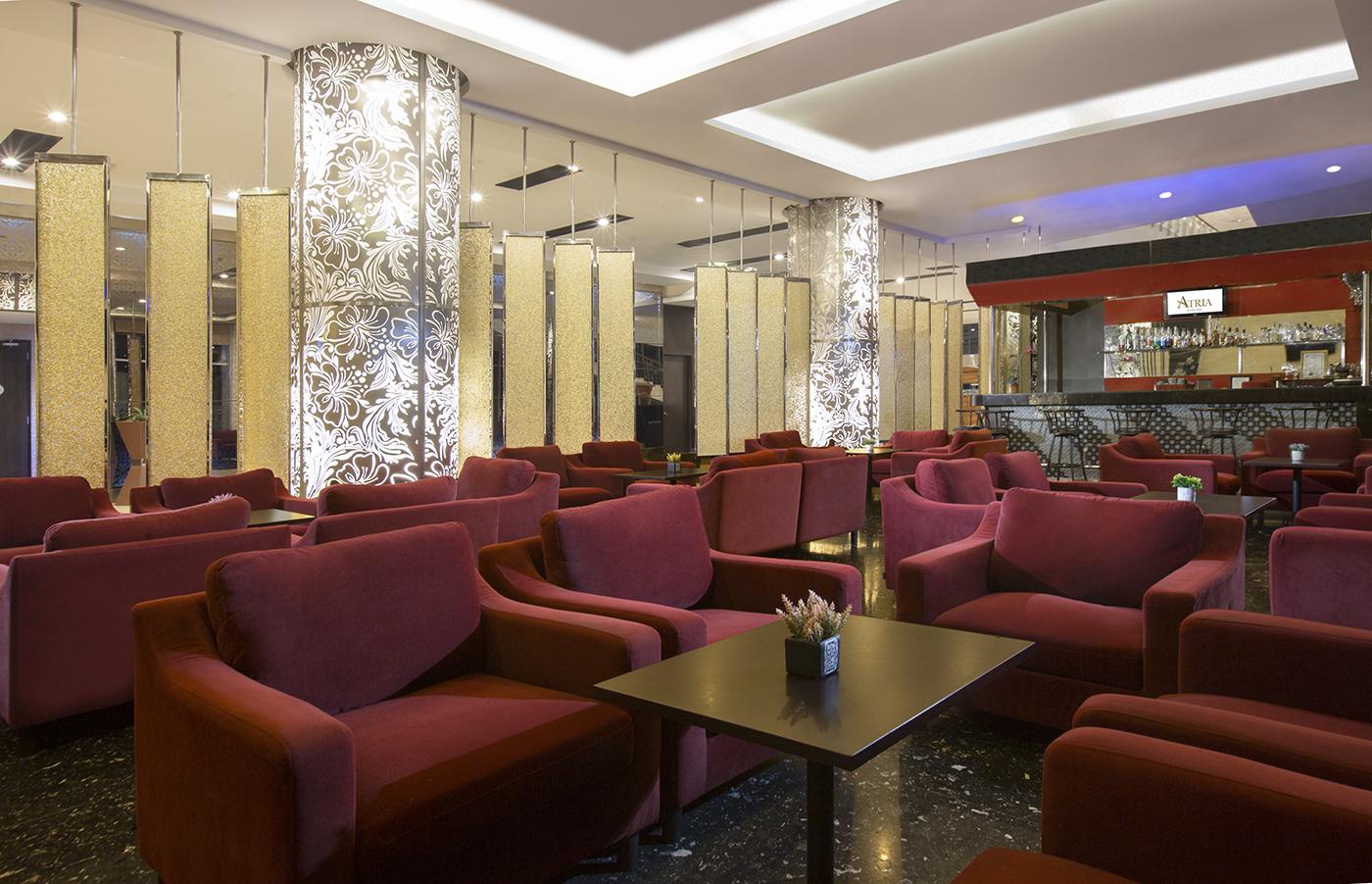 Atria Hotel Магеланг Экстерьер фото