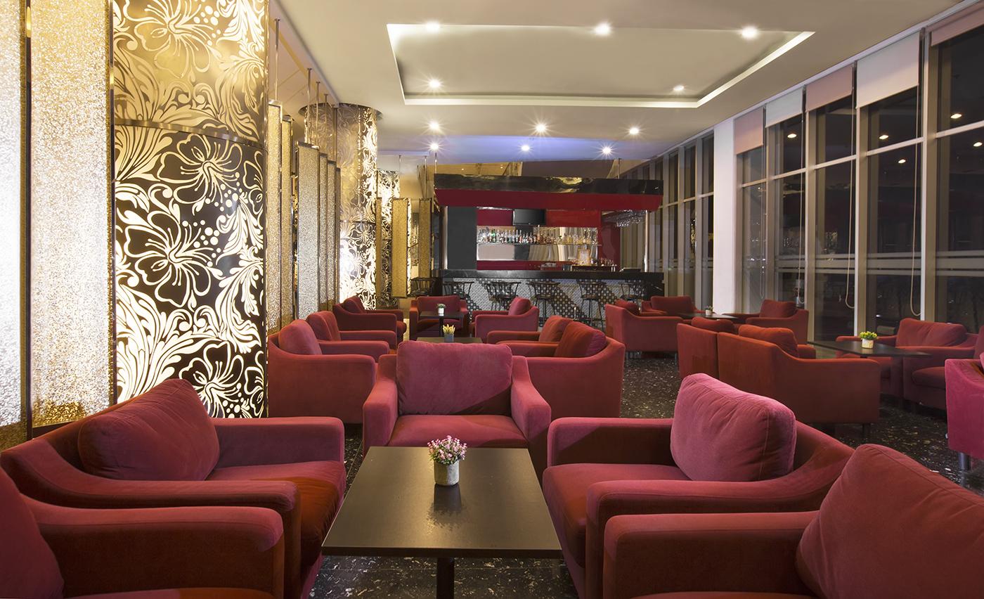 Atria Hotel Магеланг Экстерьер фото